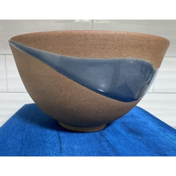 Vintage Rare Siam Celadon Thailand Pottery Wood Ash Glaze Bowl Metal Rim Pig NOS - Picture 4 of 14